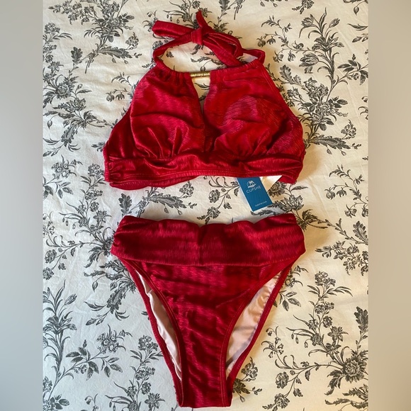 BNWT Cupshe Bikini Red Halter with Ruching Size Small - Picture 5 of 9